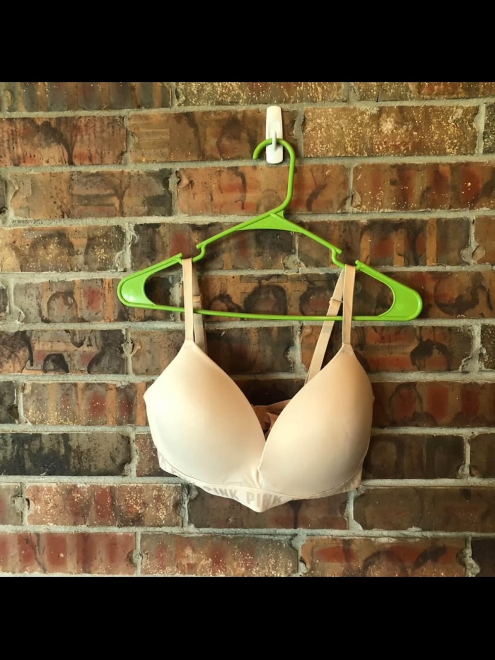 Pink Victoria Secret Wear Everywhere Beige Padded Wireless Bra Size:36DD